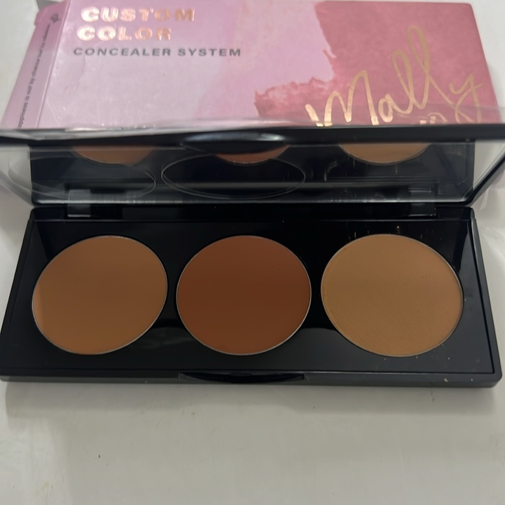 Mally Custom Color Concealer System net we. 0.264 oz